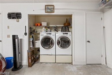 MYERLEE GOLFSIDE EAST - Beautifully updated 3-bedroom, 2.5-bath - photo 33