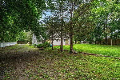 Welcome to 3 Cozine Road South in Center Moriches! Completely - photo 35