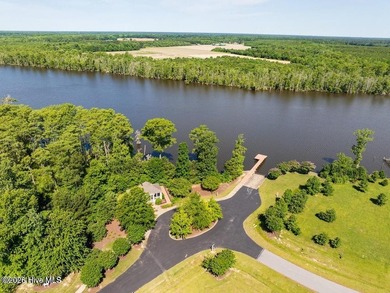 Don't miss this opportunity to own a beautiful waterfront lot in - photo 1