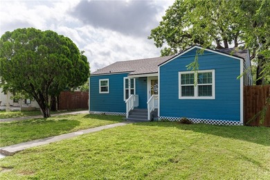 MUST SEE!!!! This charming 3-bedroom, 1-bath home offers comfort - photo 3