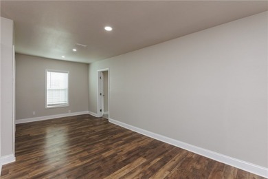 MUST SEE!!!! This charming 3-bedroom, 1-bath home offers comfort - photo 7