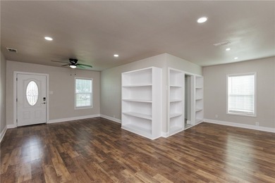 MUST SEE!!!! This charming 3-bedroom, 1-bath home offers comfort - photo 8
