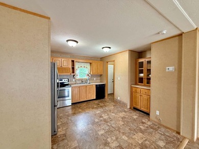 Charming 2BR/2BA home on .41 acres featuring owned solar panels - photo 14
