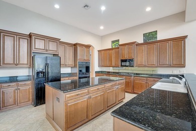 10513 Versailles Blvd - photo 15