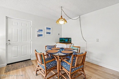 Super cute unit in a well kept condo community with lovely - photo 6