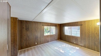 1976 Hillcrest manufactured home with solid bones and serious - photo 18