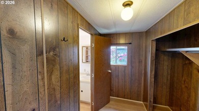 1976 Hillcrest manufactured home with solid bones and serious - photo 20