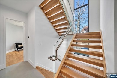 Located on Roberts Road, one of Englewood Cliffs' premier - photo 24