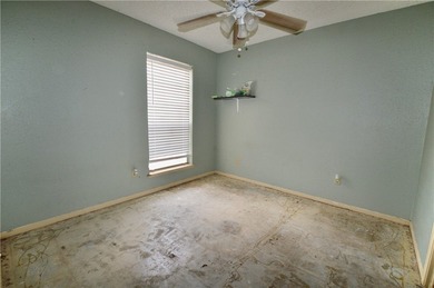 Welcome to this 3-bedroom, 2-bath home located in the desirable - photo 8