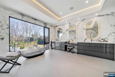 Located on Roberts Road, one of Englewood Cliffs' premier - photo 28