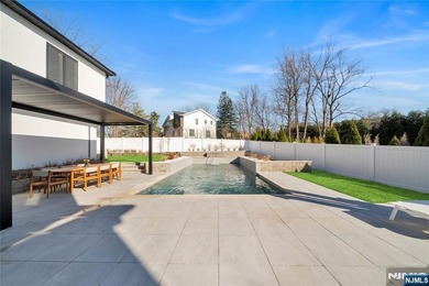 Located on Roberts Road, one of Englewood Cliffs' premier - photo 43