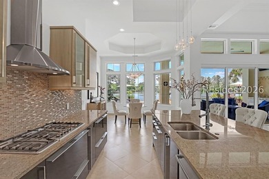 Custom, custom, custom... an extraordinary residence where every - photo 25