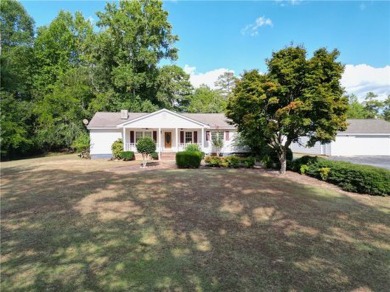 Lake Home Sale Pending in Seneca, South Carolina