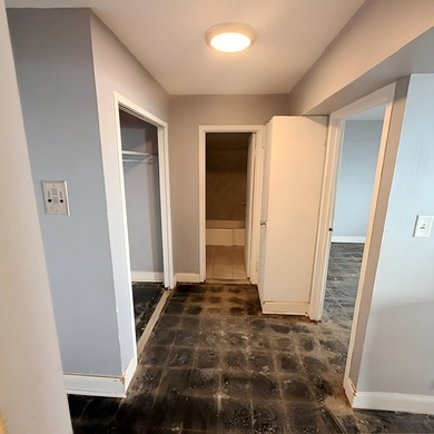 Experience lakefront living at the highly desirable Lake Terrace - photo 10
