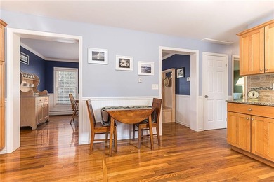 A perfect opportunity to own an immaculately kept 4 bedroom, 2 - photo 13