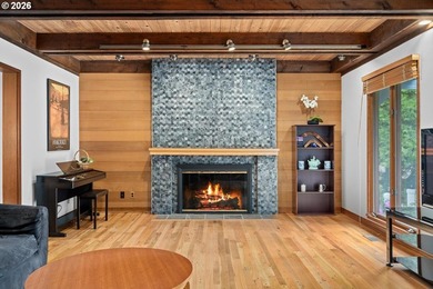 Beautifully sited with striking natural wood accents in quiet - photo 14