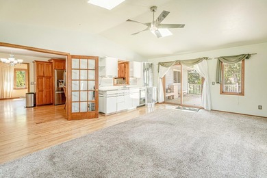 Step inside this beautiful McFarland home that blends comfort - photo 15