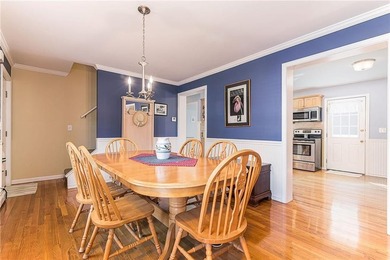 A perfect opportunity to own an immaculately kept 4 bedroom, 2 - photo 17