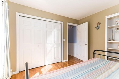A perfect opportunity to own an immaculately kept 4 bedroom, 2 - photo 23