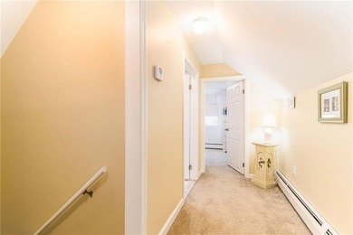 A perfect opportunity to own an immaculately kept 4 bedroom, 2 - photo 27