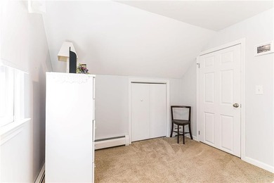 A perfect opportunity to own an immaculately kept 4 bedroom, 2 - photo 30