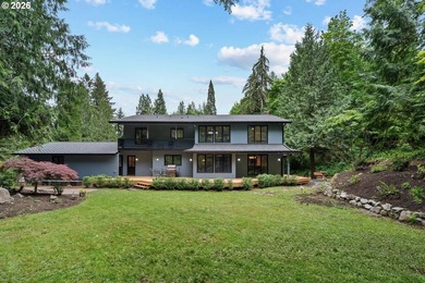 Beautifully sited with striking natural wood accents in quiet - photo 32