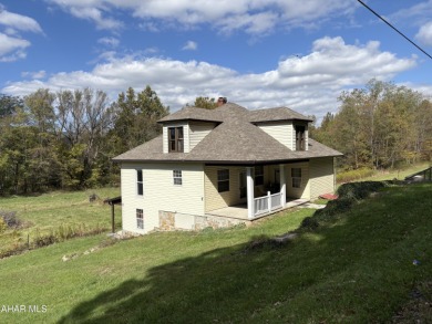 Lake Home For Sale in New Paris, Pennsylvania
