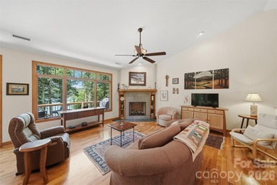 Welcome to your lakefront retreat in Harbor Ridge, where - photo 13