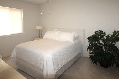 This 1st floor 1BR/1.5BA unit is located at Fairwood Lakes III - photo 14
