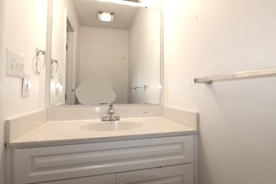 This 1st floor 1BR/1.5BA unit is located at Fairwood Lakes III - photo 18