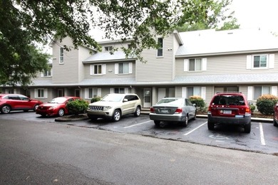 This 1st floor 1BR/1.5BA unit is located at Fairwood Lakes III - photo 22