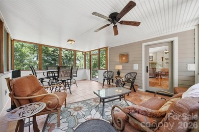 Welcome to your lakefront retreat in Harbor Ridge, where - photo 24