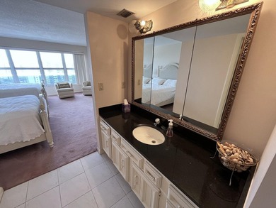 Beautiful direct ocean views from this rarely available & highly - photo 32