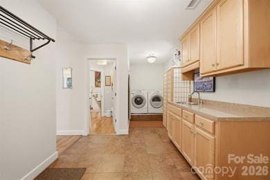 Welcome to your lakefront retreat in Harbor Ridge, where - photo 34