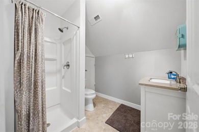 Welcome to your lakefront retreat in Harbor Ridge, where - photo 37