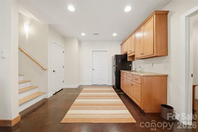 Welcome to your lakefront retreat in Harbor Ridge, where - photo 38