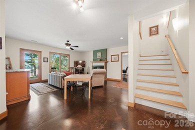 Welcome to your lakefront retreat in Harbor Ridge, where - photo 39