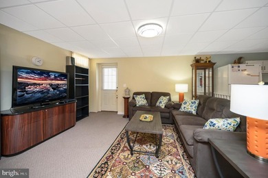 Beautiful 4-bed, 3.5-bath rambler in Hopyard Farm with a - photo 42