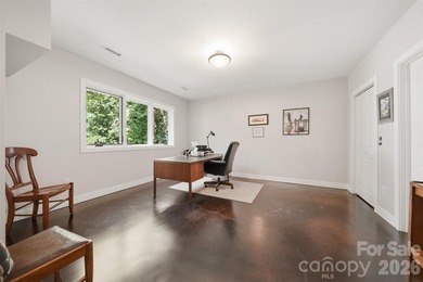 Welcome to your lakefront retreat in Harbor Ridge, where - photo 44