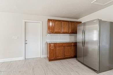Calling all first time home buyers! Completely REDONE for top to - photo 5
