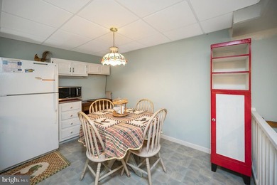 Beautiful 4-bed, 3.5-bath rambler in Hopyard Farm with a - photo 45