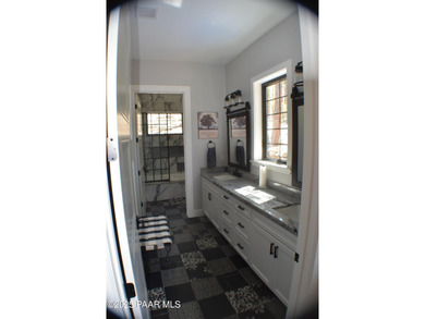 A beautifully new built home in the Ponderosa Pines. 2800 SF, 3