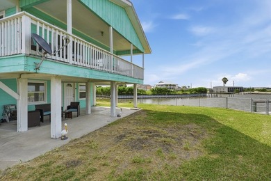 Waterfront opportunity in Copano Cove! Perfectly situated on the - photo 3