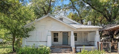 Brazos River - McLennan County Home For Sale in Waco Texas