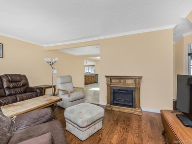 Welcome home to this charming property located in the heart of - photo 4