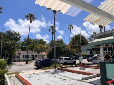 Build your dream new home in the iconic Miami Modern (MiMo) - photo 17