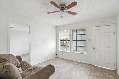 Unlock the potential of this property located in the heart of - photo 3
