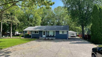 Lake Saint Clair Home Sale Pending in New Baltimore Michigan