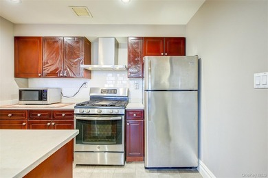 Experience modern condominium living in this beautifully - photo 7
