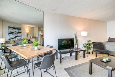 This ocean-view 1 bedroom / 1 bath condo at Caravelle Tower - photo 12